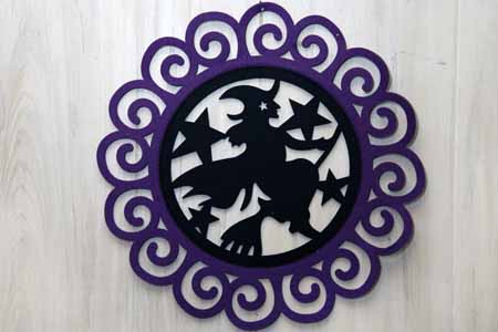 Great wall decoration. I bet it can also be placed in a window, or used as a stencil for a jack o'lantern.